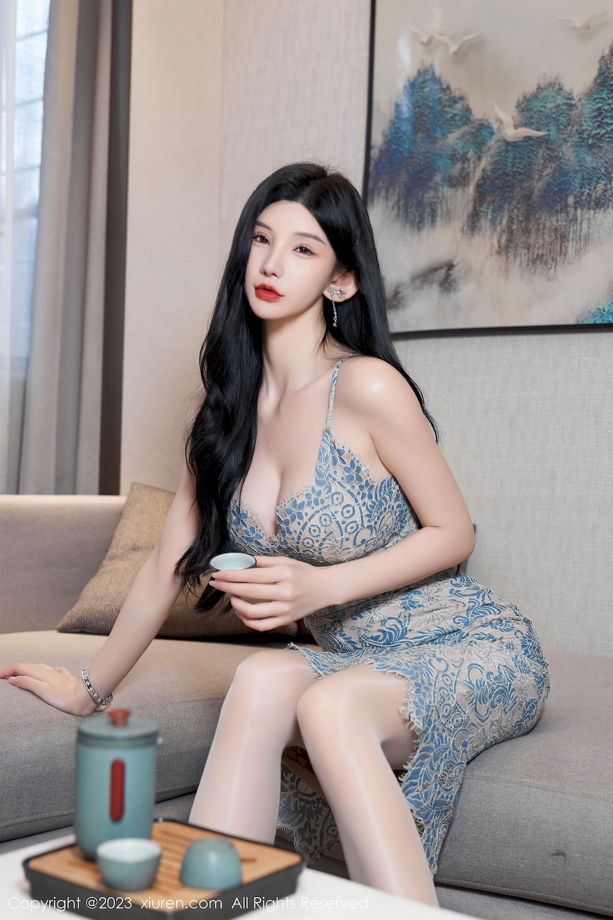 秀人网性感女神周于希Sally蕾丝长裙搭配油亮白丝厦门旅拍  周于希 秀人网 性感女神 白丝美腿 第14张